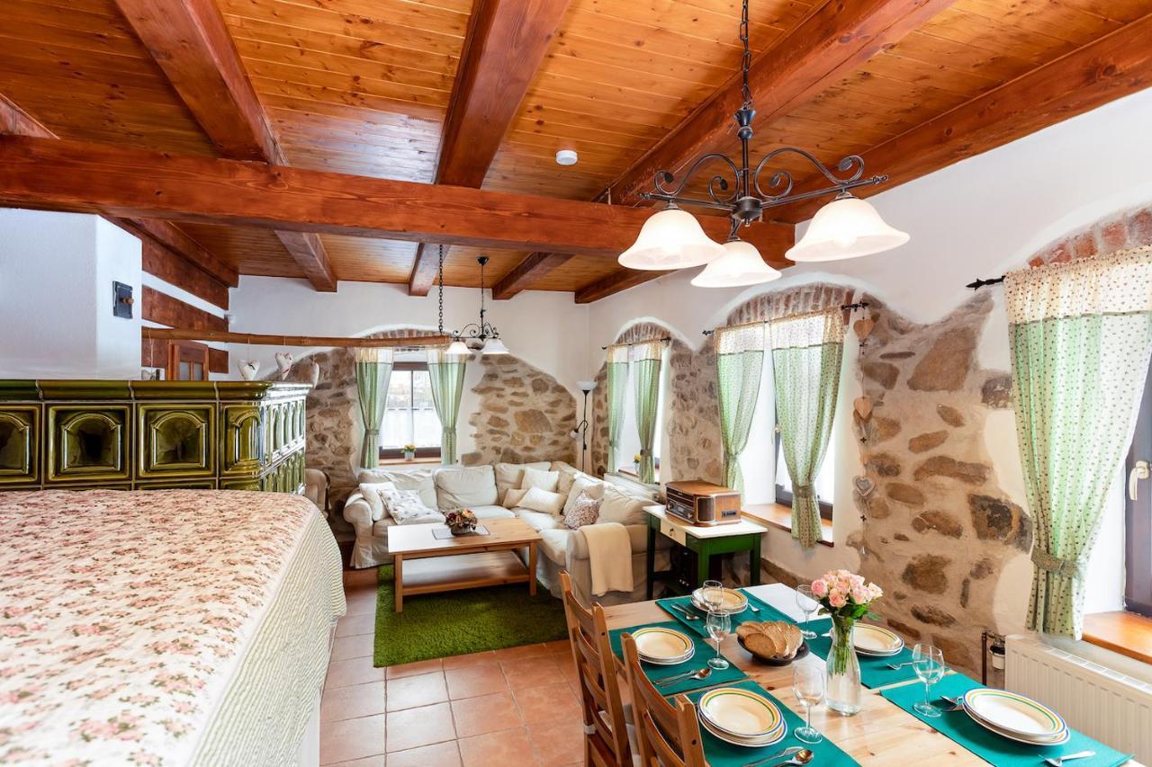 Chalupa Na Peci Želnava Extérieur photo